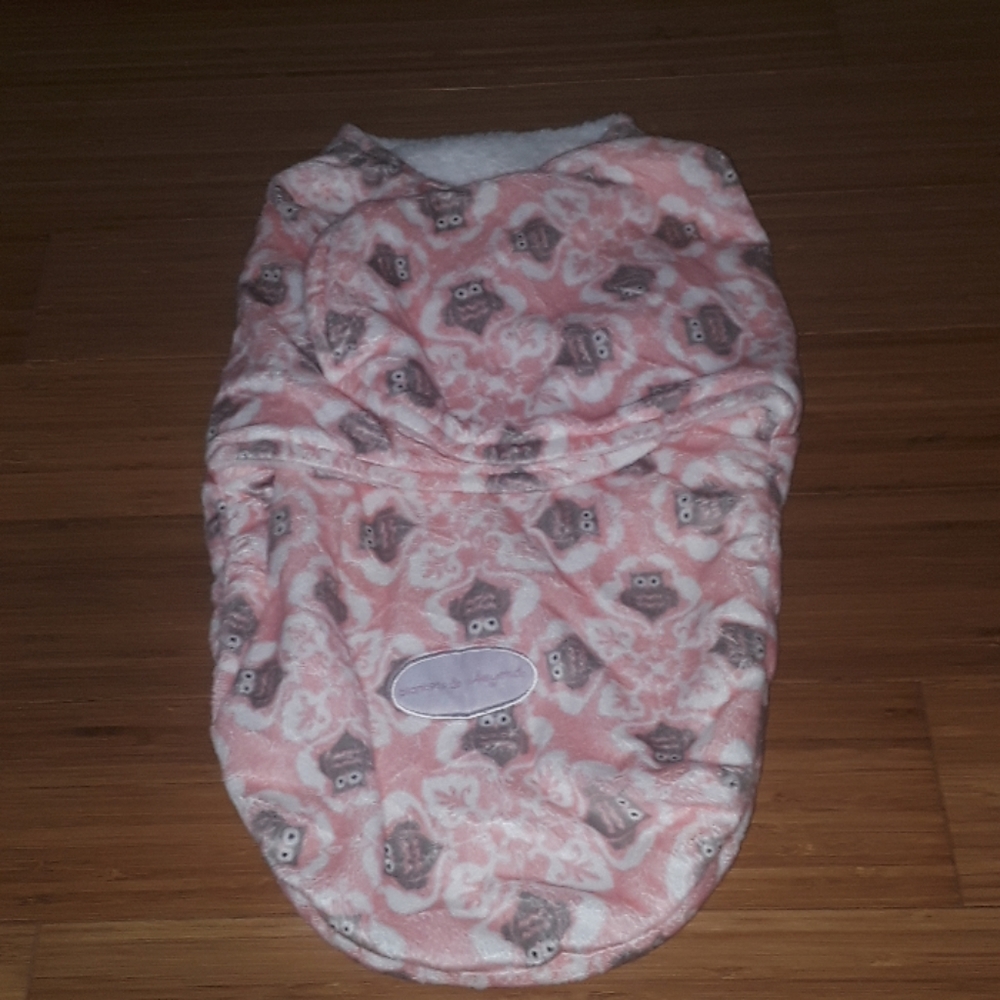 Swaddles